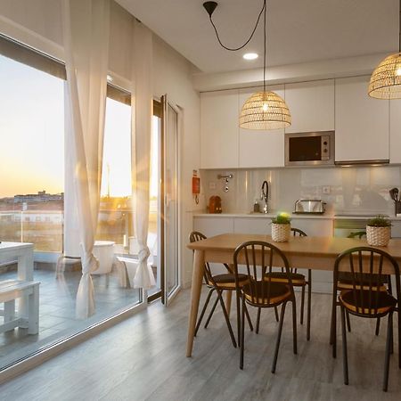 Sunny Penthouse Apartman Ferrel  Kültér fotó